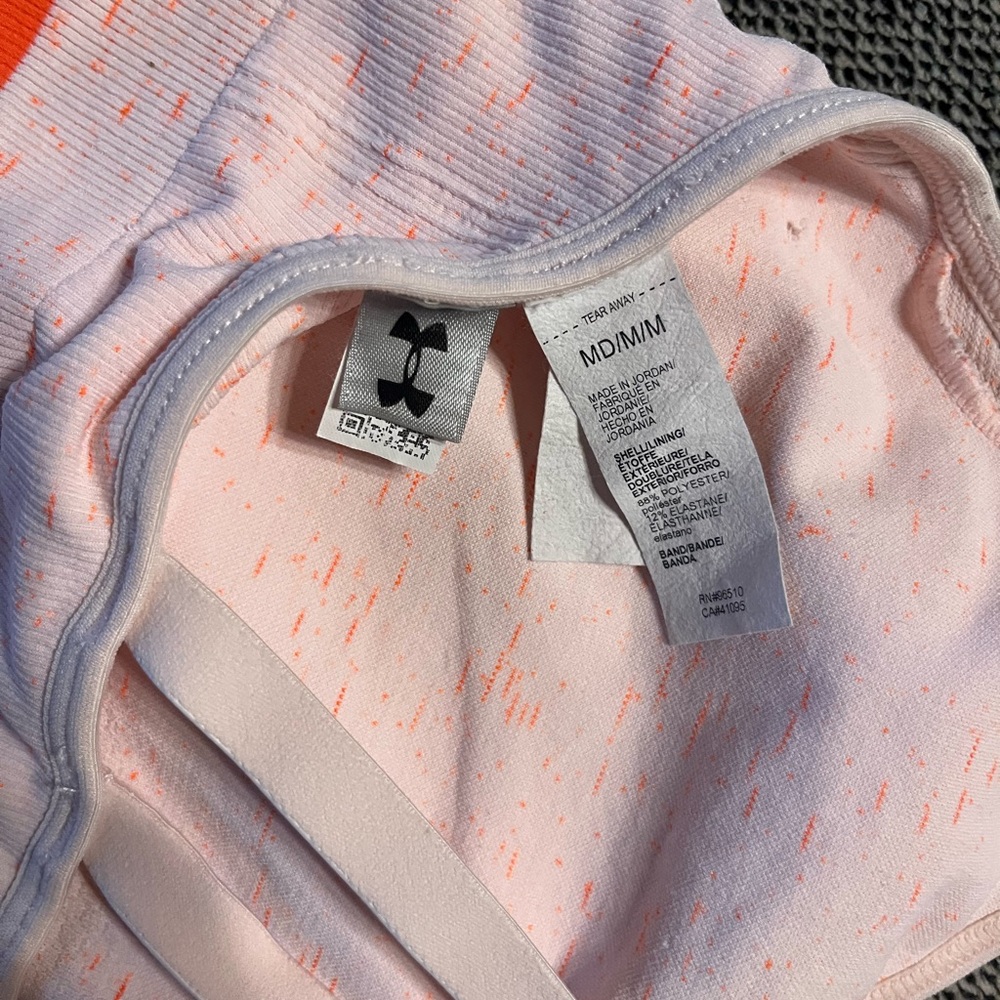 Under Armor Women's Light Pink Sports Bra - Picture 4 of 5